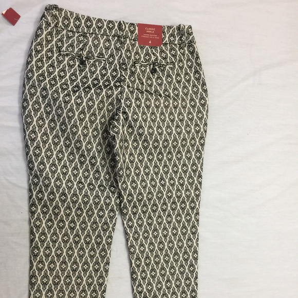 🌼 NWT MERONA HIGHER MID RISE STRAIGHT HIP THIGH ANKLE PANTS SIZE 4 🌼 - Picture 5 of 7